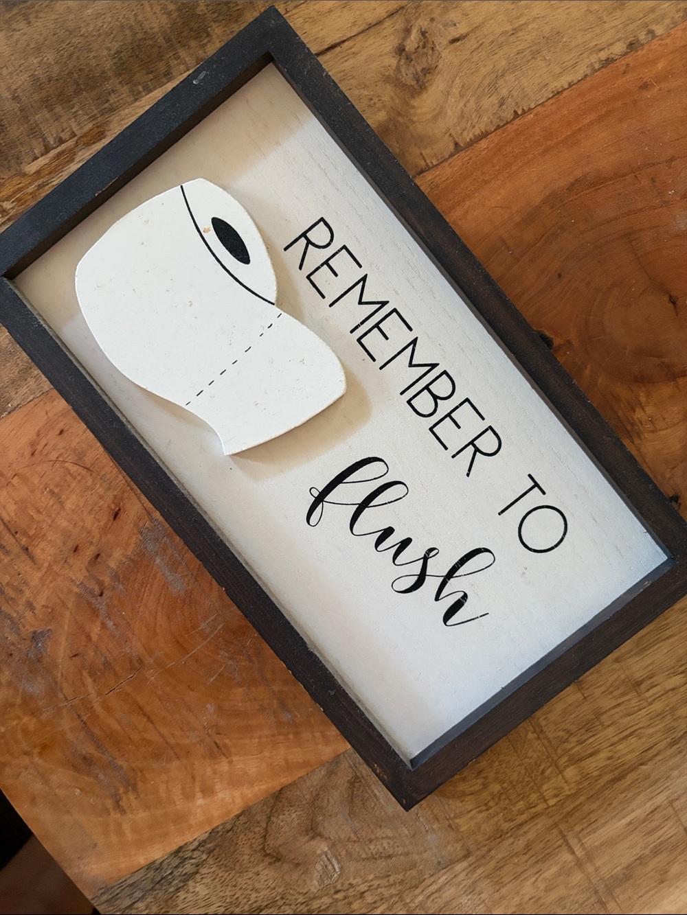 Kirklands White and Black "Remember to Flush" Wall Sign